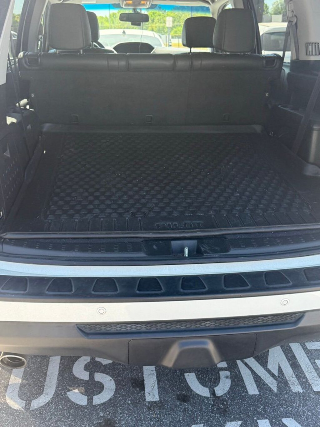 Used 2012 Honda Pilot Touring w/RES/Navi FWD SUV