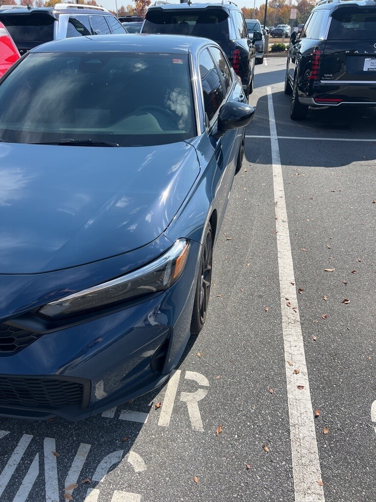 2025 Honda Civic Sport photo 2