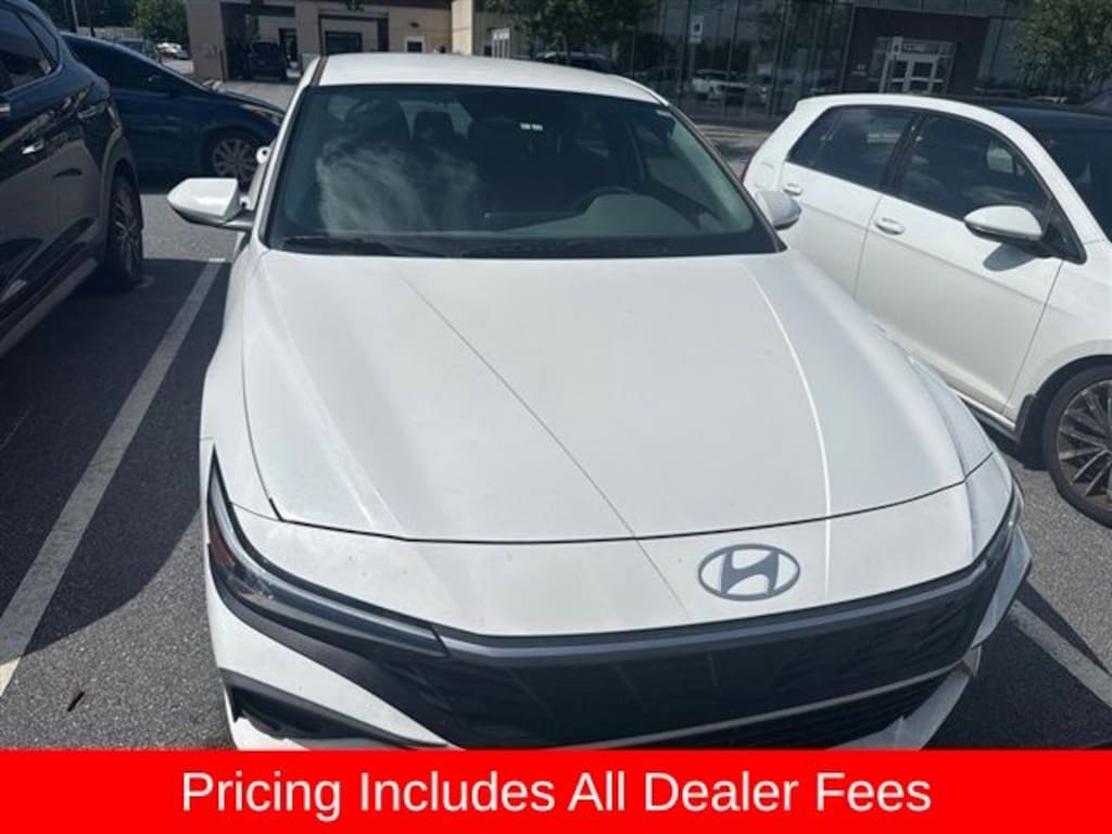 Used 2024 Hyundai Elantra SEL Sedan