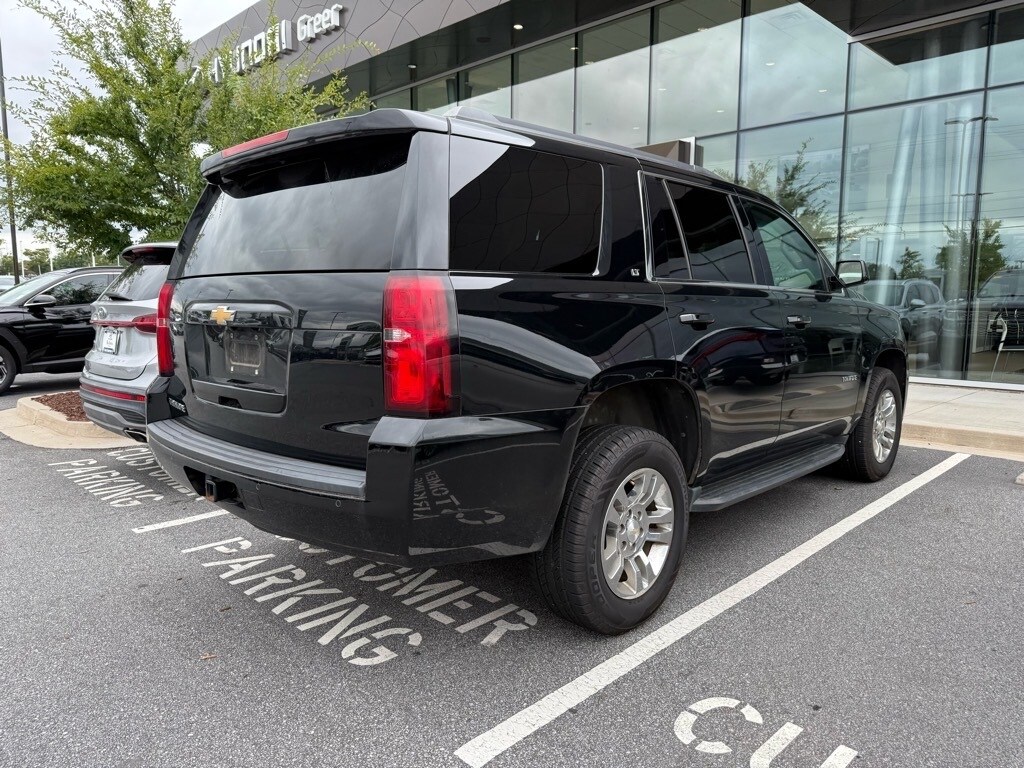 2019 Chevrolet Tahoe LT photo 2