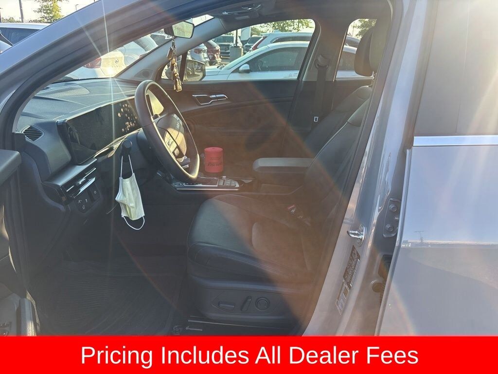 Used 2026 Kia Sportage EX SUV