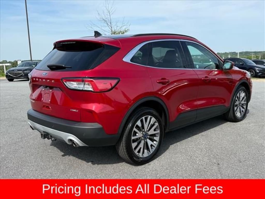 Used 2022 Ford Escape Titanium SUV