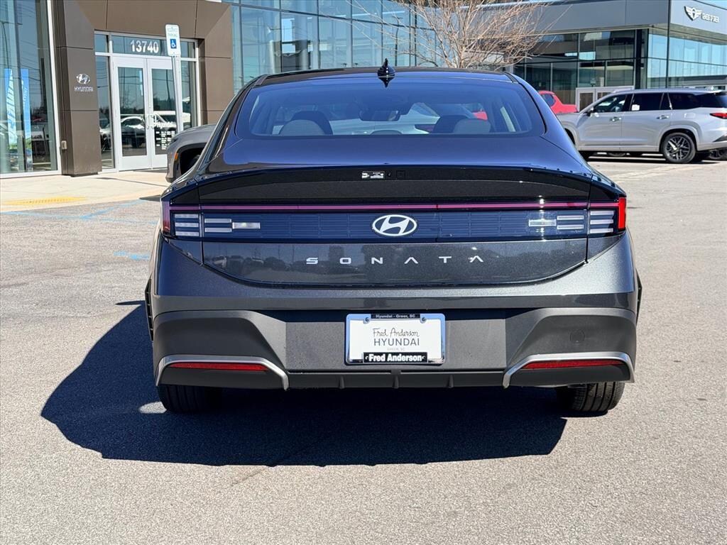 New 2026 Hyundai Sonata SE Sedan