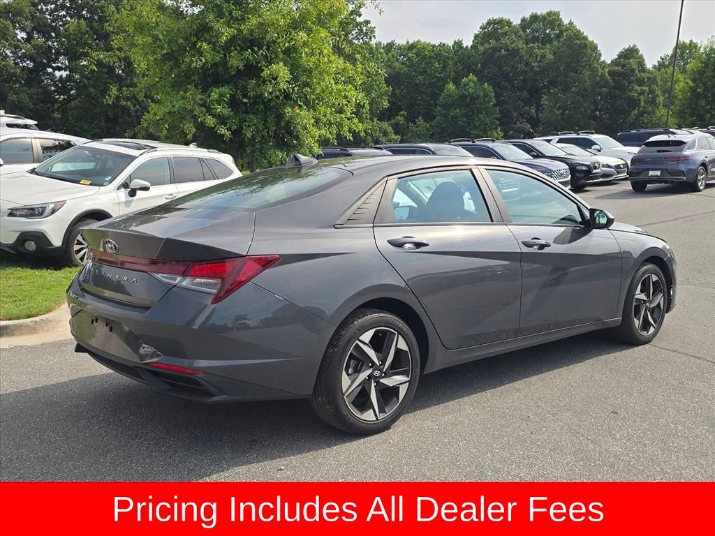 Used 2023 Hyundai Elantra SEL Sedan