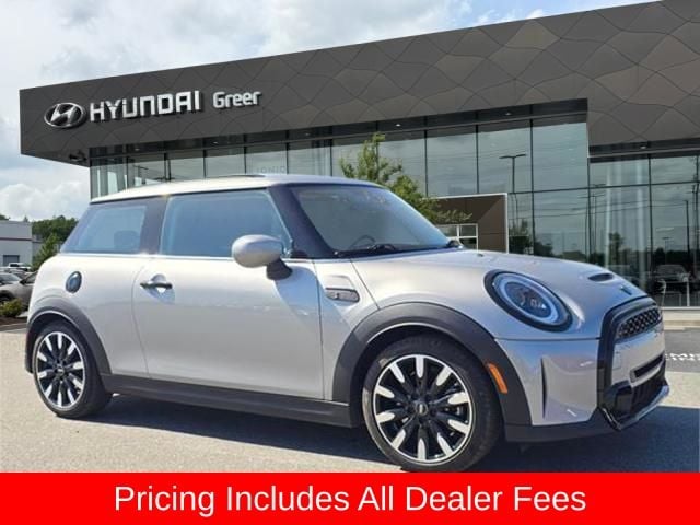 2023 MINI Cooper Cooper S 3 Door's photo