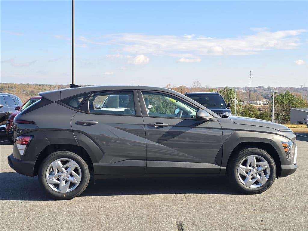 New 2026 Hyundai Kona SE FWD SUV