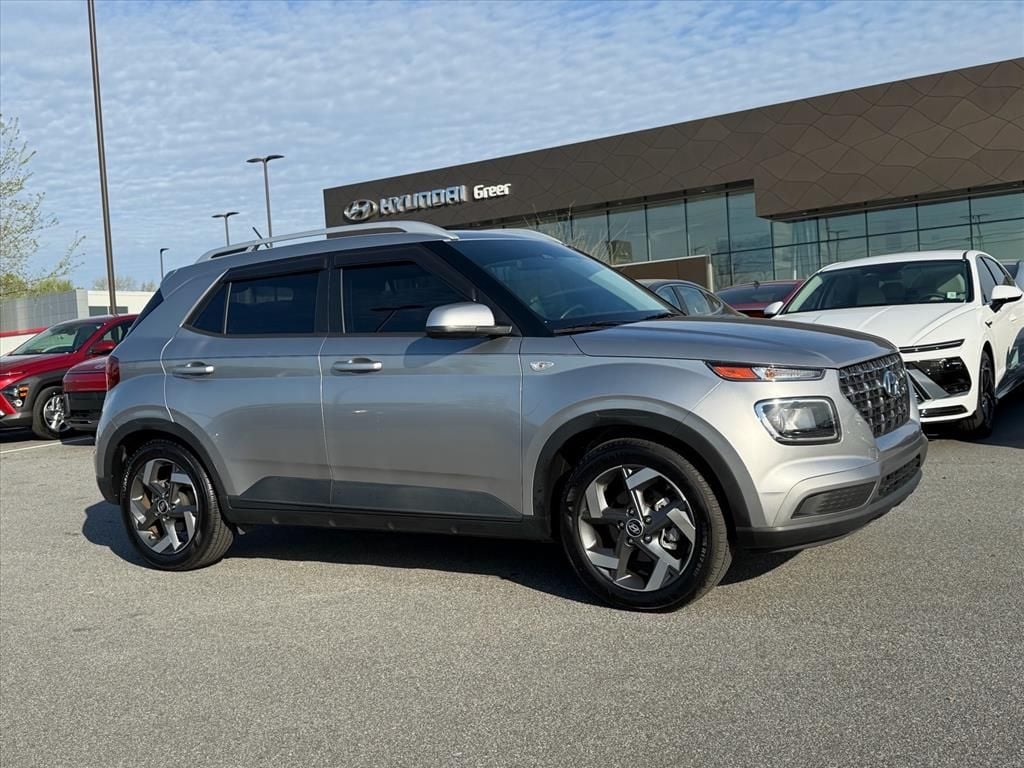 2023 Hyundai Venue SEL