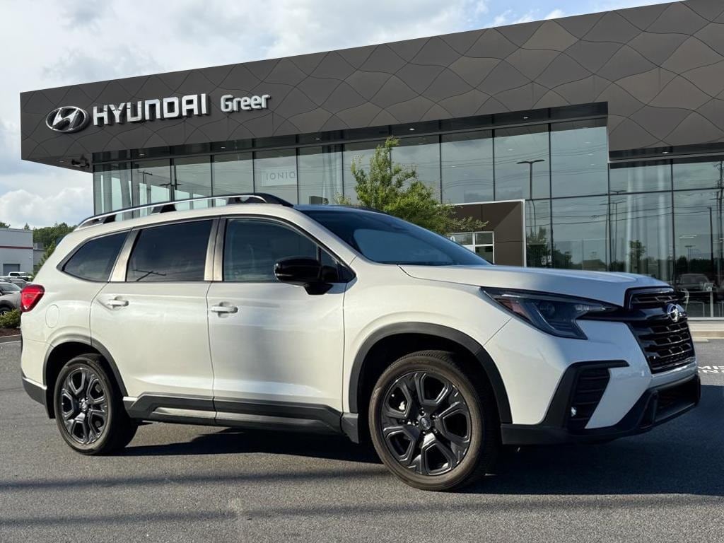 2024 Subaru Ascent Onyx Edition's photo