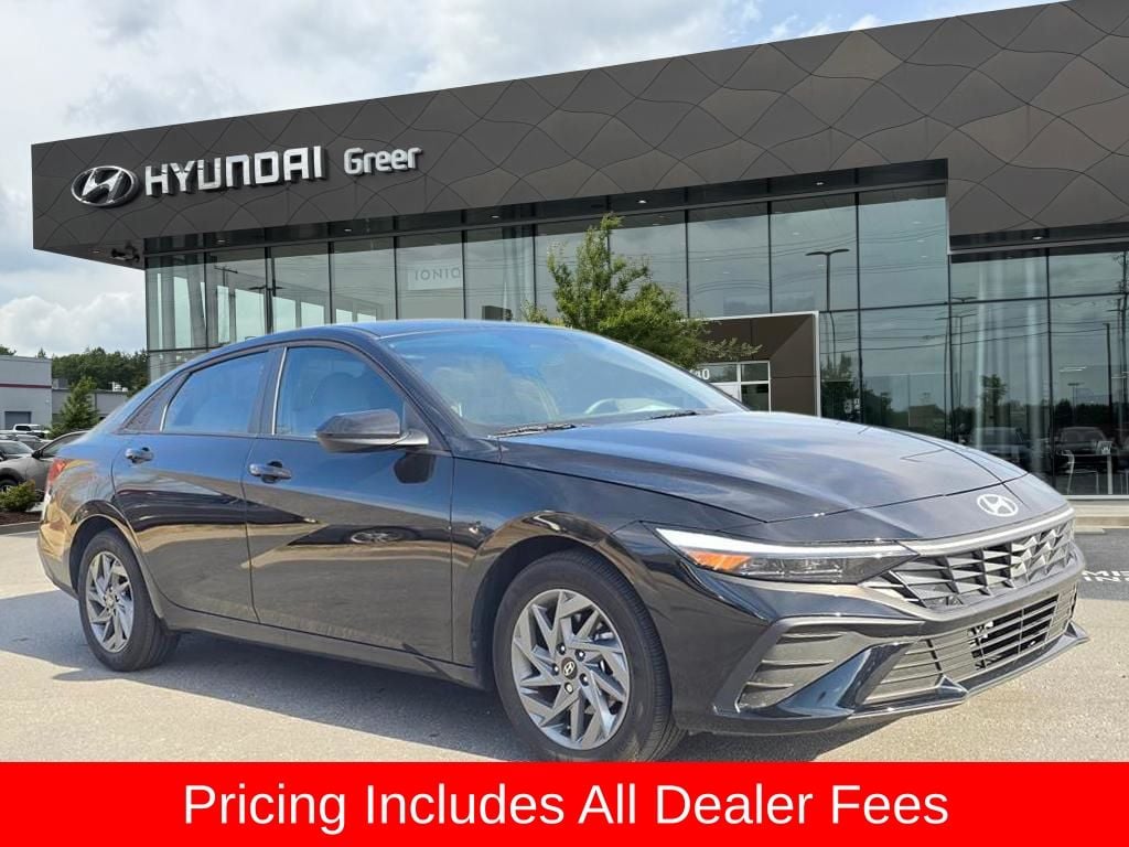 Used 2025 Hyundai Elantra Hybrid Blue Sedan