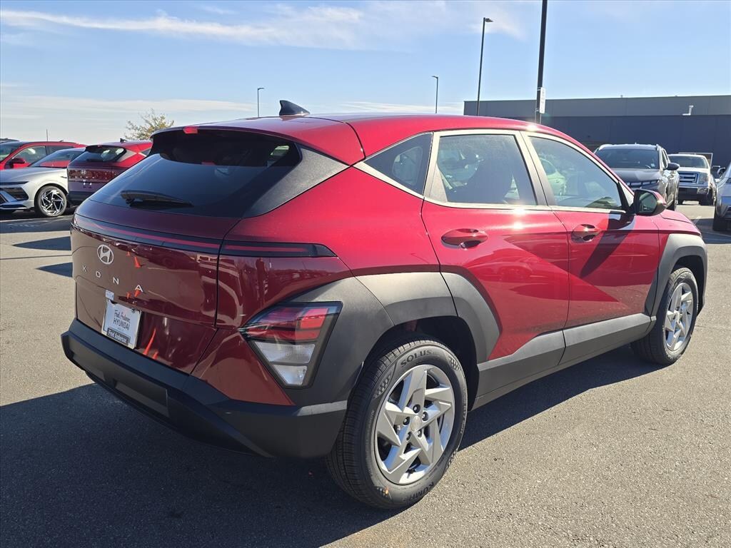 New 2026 Hyundai Kona SE FWD SUV