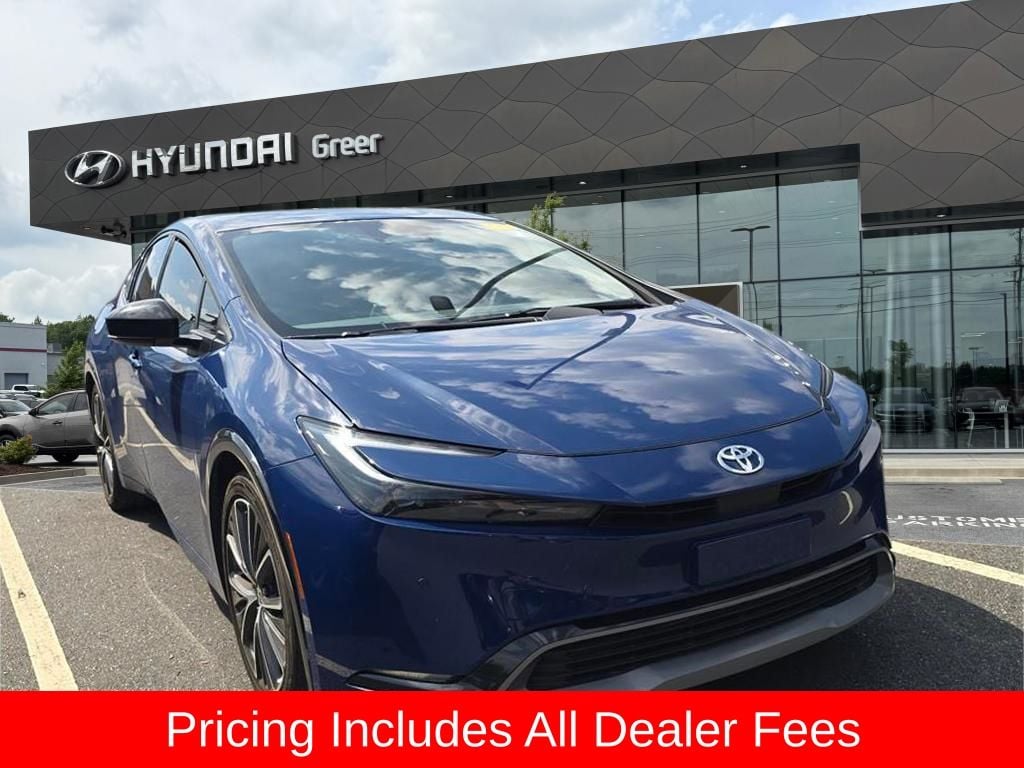 Used 2024 Toyota Prius XLE Hatchback