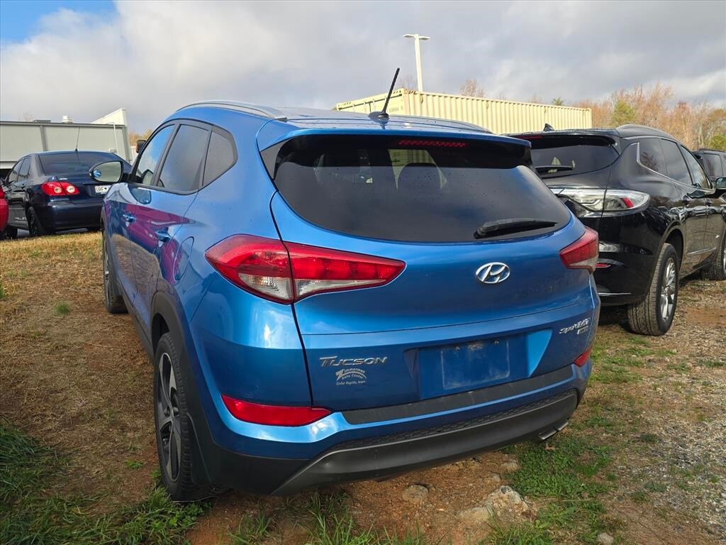 2016 Hyundai Tucson Sport photo 4