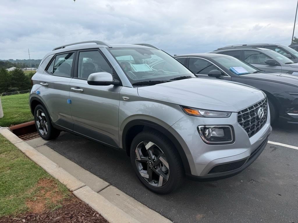 New 2026 Hyundai Venue SEL SUV