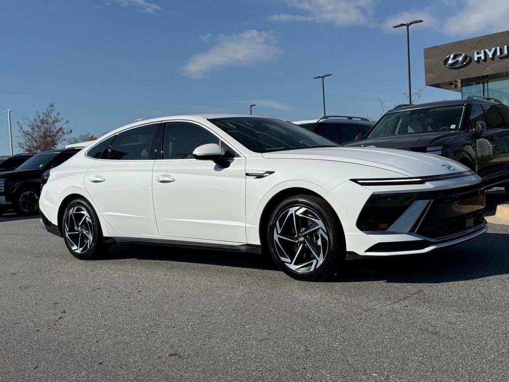 New 2026 Hyundai Sonata SEL Sport Sedan