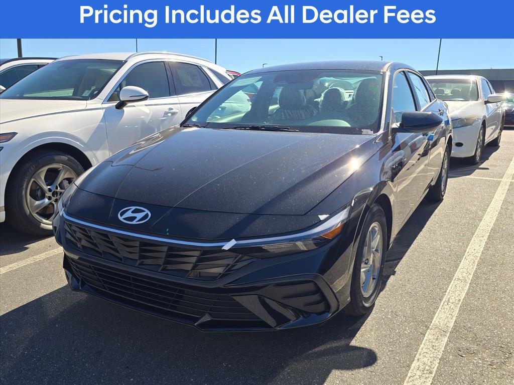 New 2026 Hyundai Elantra SE Sedan