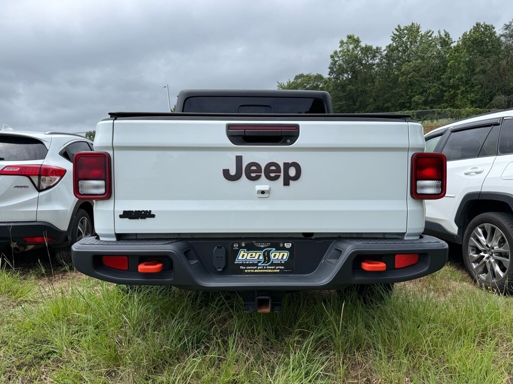 2022 Jeep Gladiator Mojave photo 3