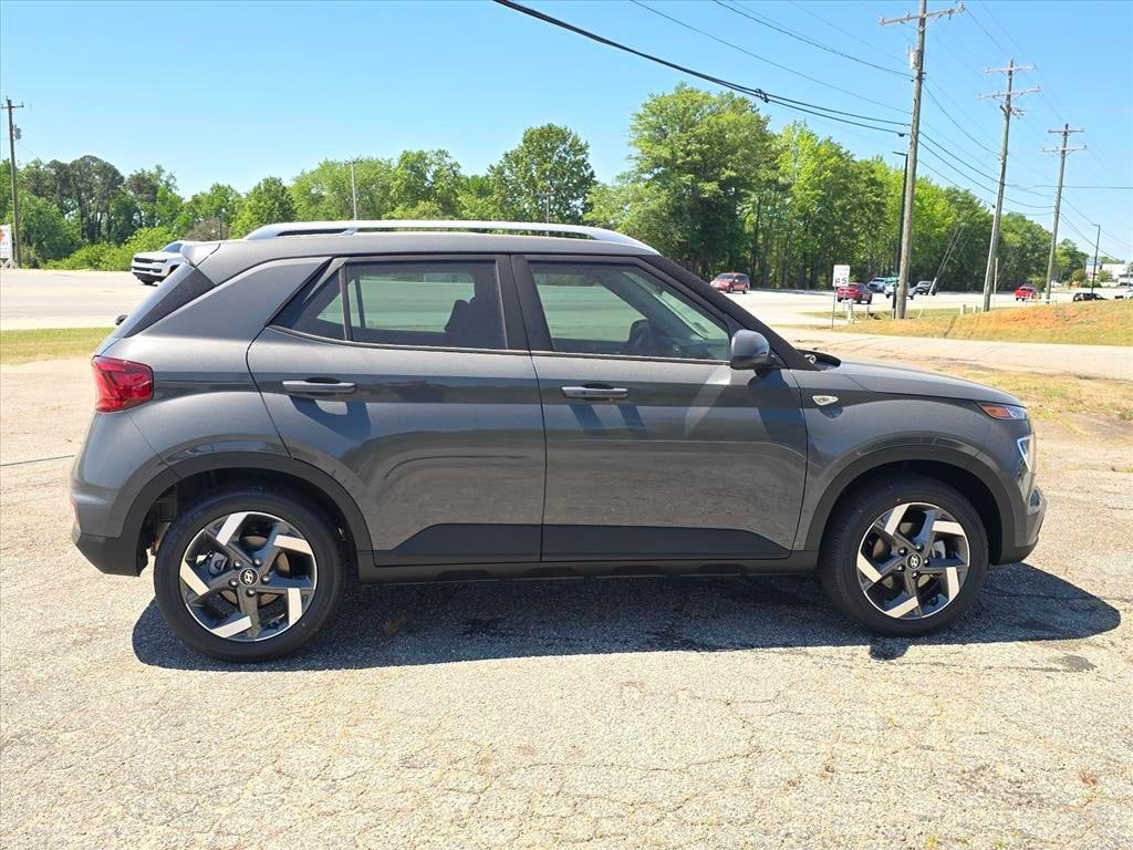 New 2026 Hyundai Venue SEL SUV