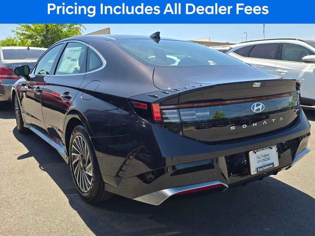 New 2026 Hyundai Sonata Hybrid SEL Sedan