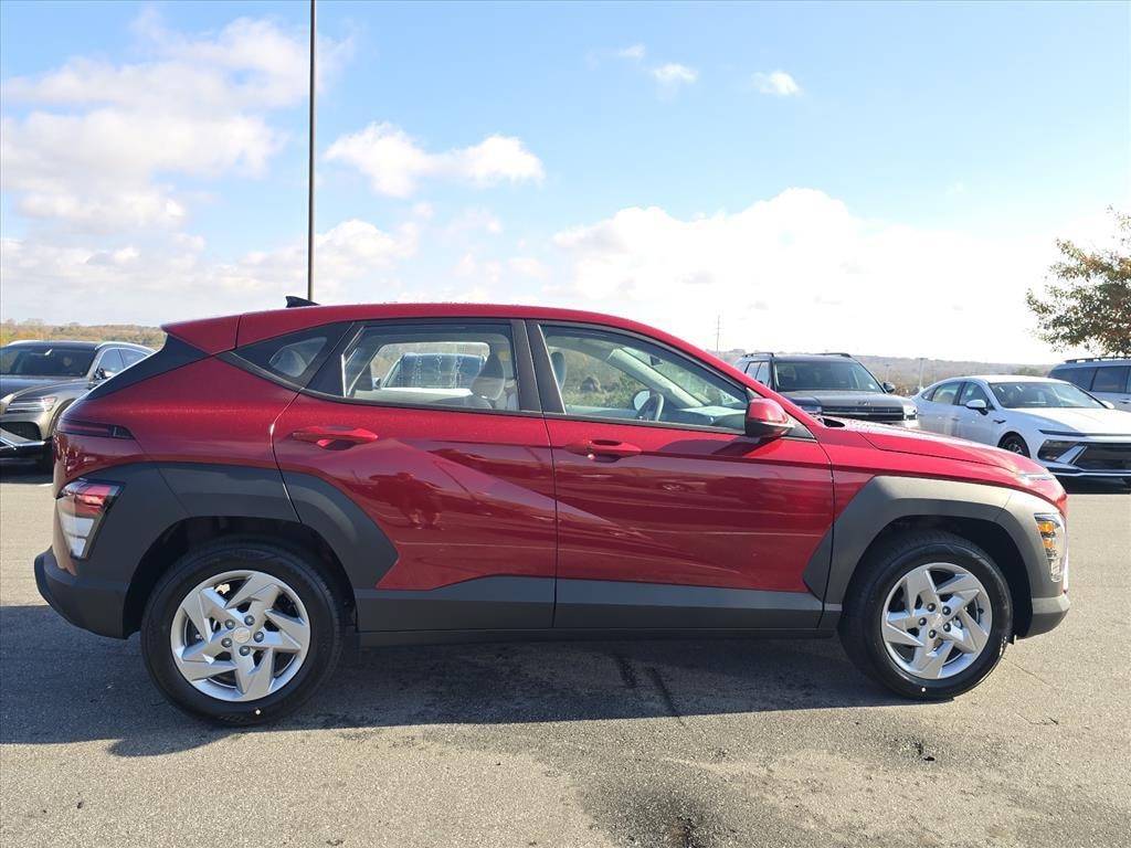 New 2026 Hyundai Kona SE FWD SUV