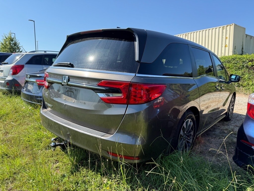 2021 Honda Odyssey EX-L photo 2