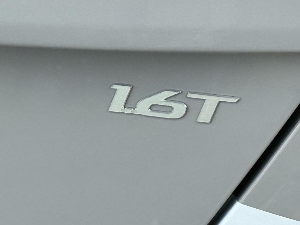 New 2026 Hyundai Kona SEL Premium FWD SUV