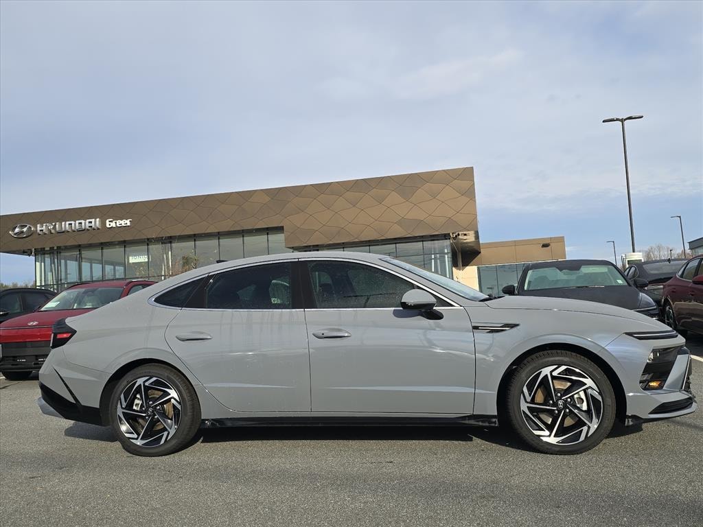 New 2026 Hyundai Sonata SEL Sport Sedan