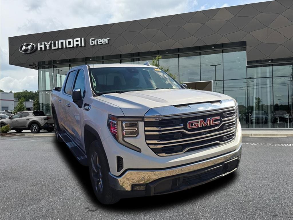 2023 GMC Sierra SLT's photo