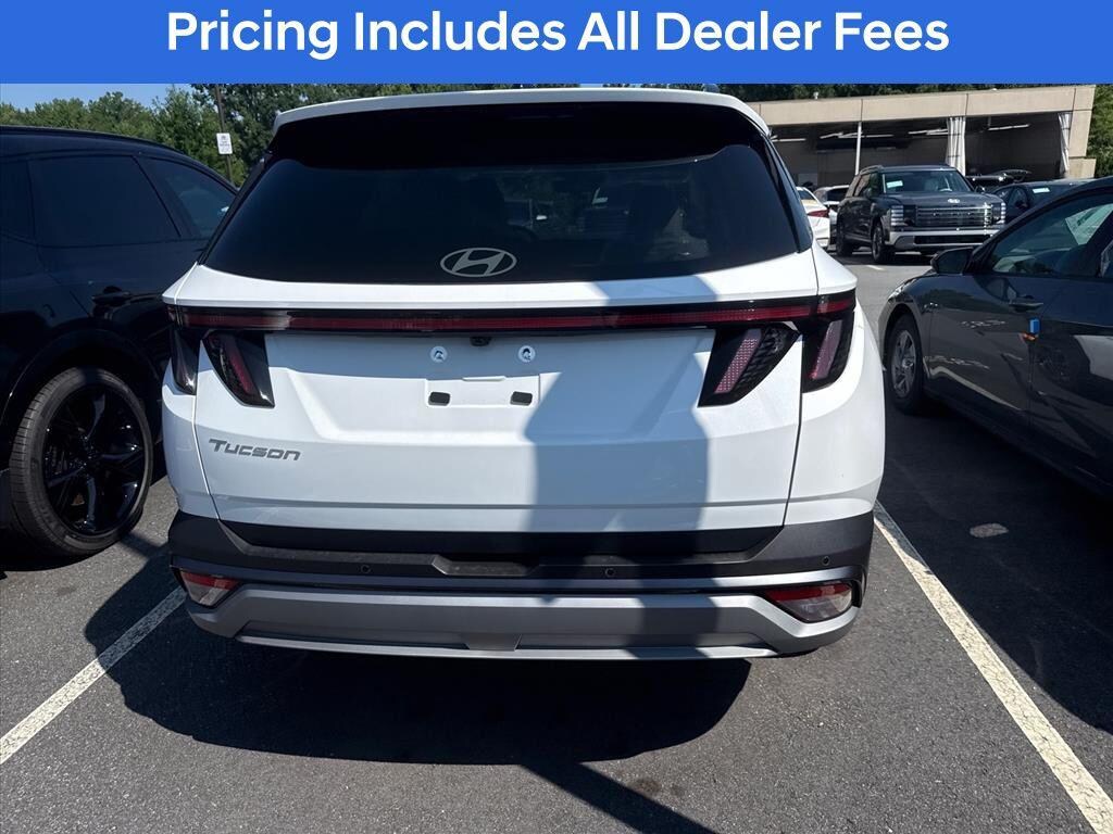 New 2026 Hyundai Tucson Limited FWD SUV