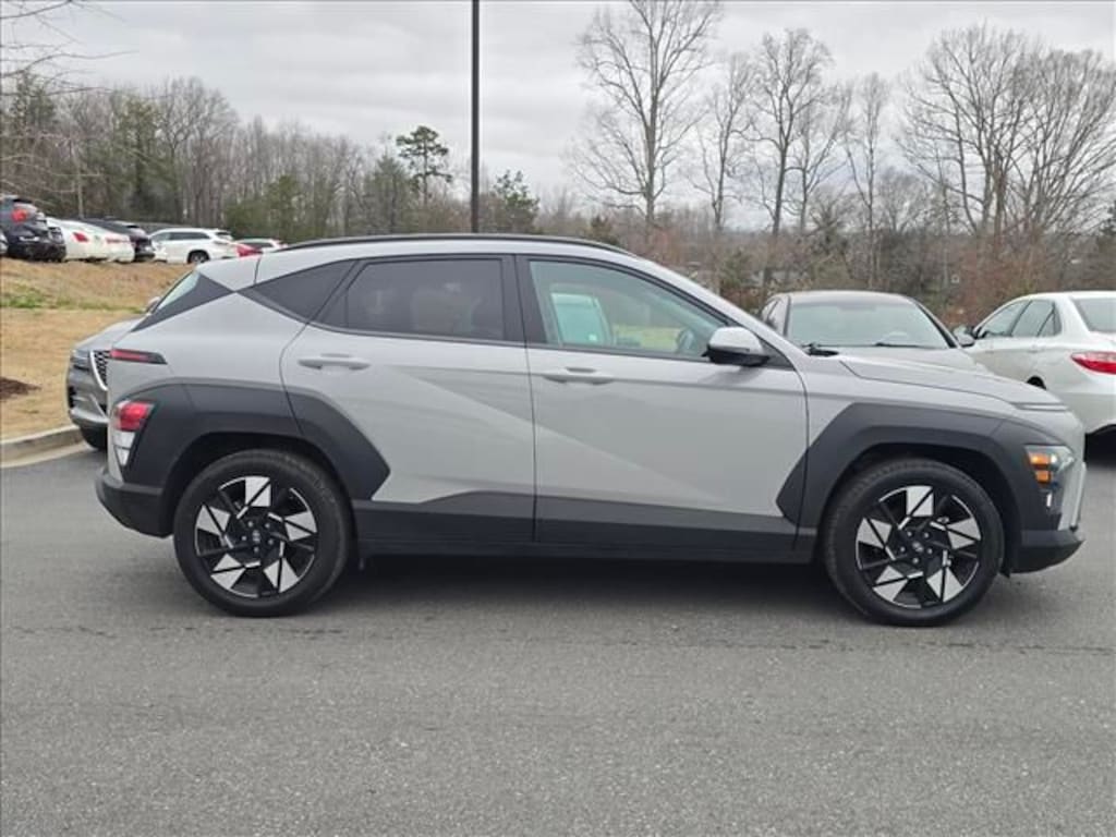 Used 2024 Hyundai Kona SEL SUV