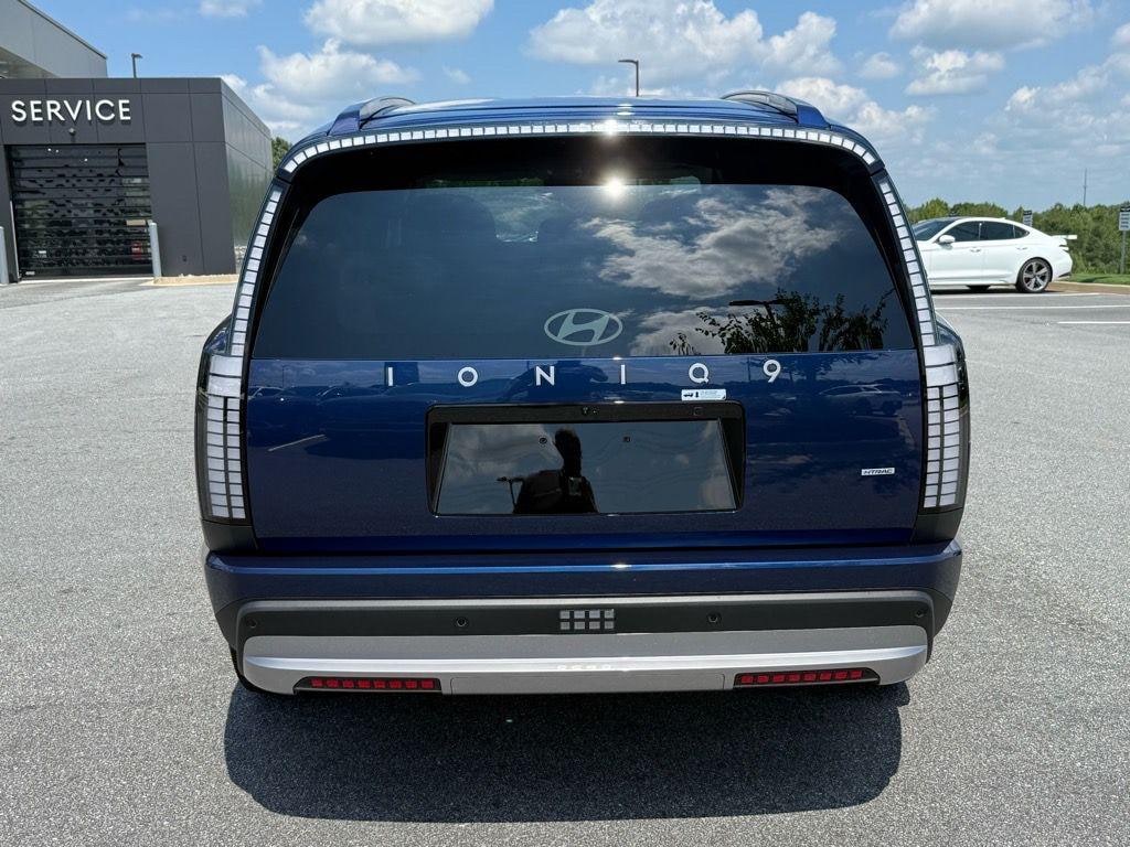 New 2026 Hyundai IONIQ 9 SE SUV