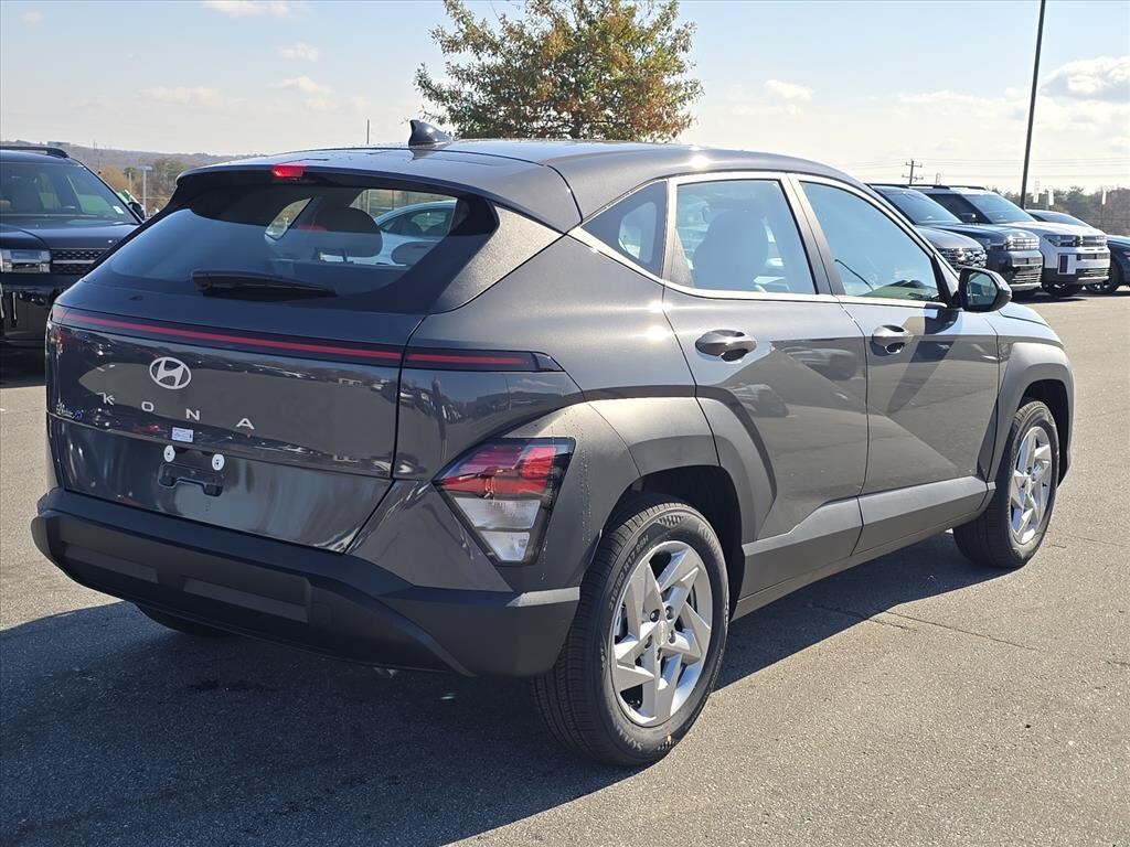 New 2026 Hyundai Kona SE FWD SUV