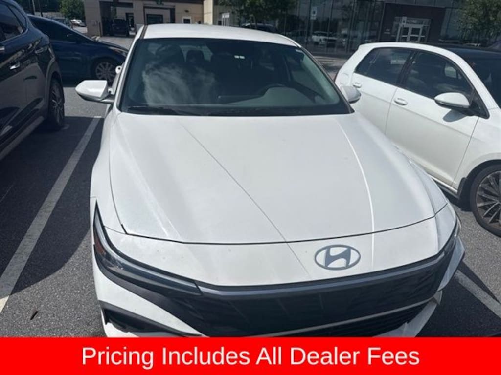 Used 2024 Hyundai Elantra SEL Sedan