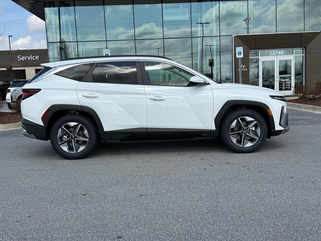 New 2026 Hyundai Tucson SEL FWD SUV