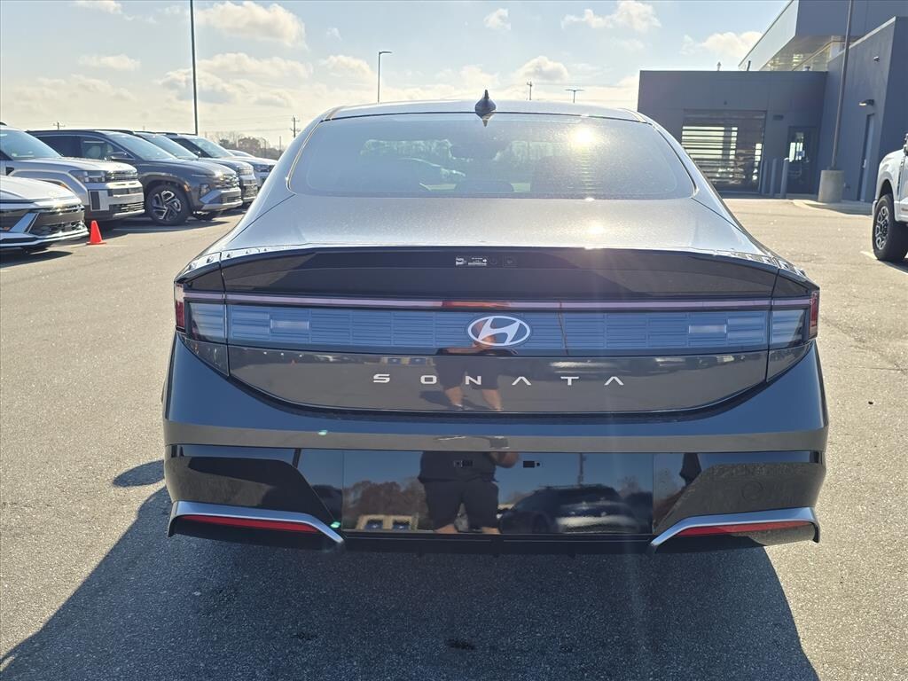 New 2026 Hyundai Sonata SEL Sport Sedan