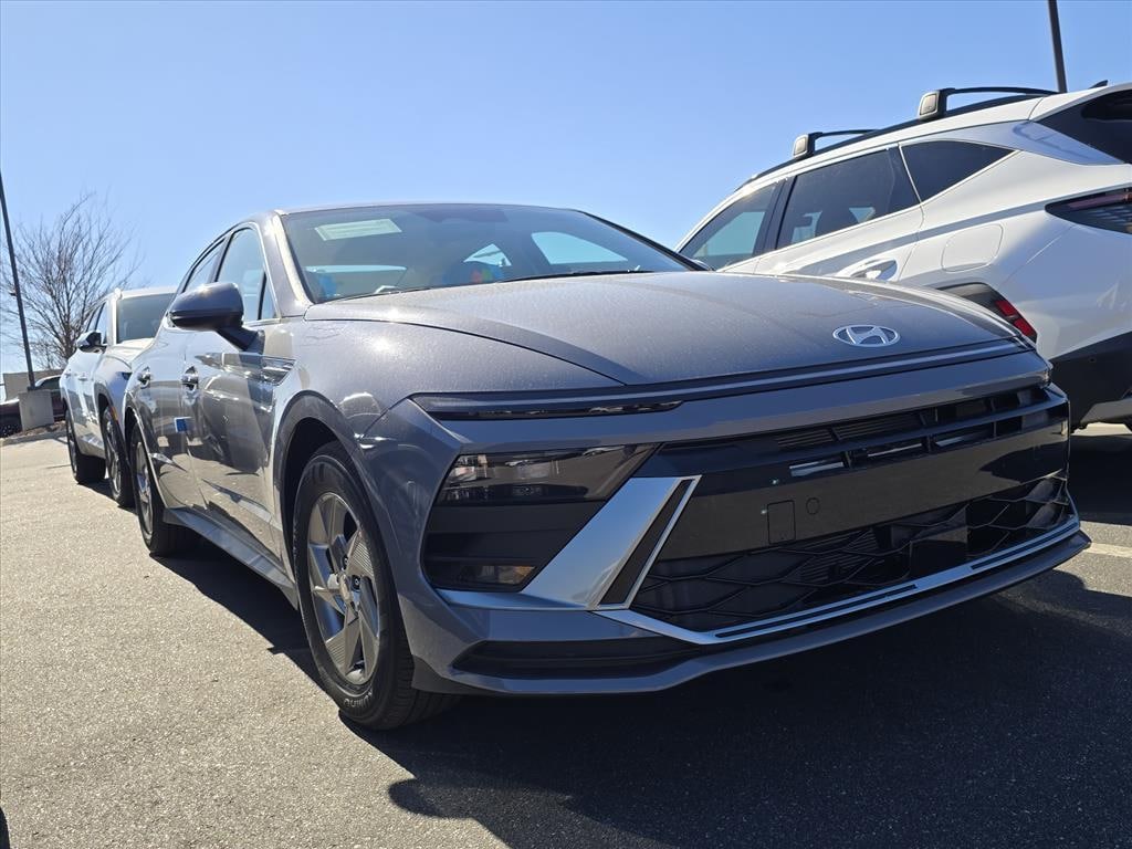 New 2026 Hyundai Sonata SE Sedan