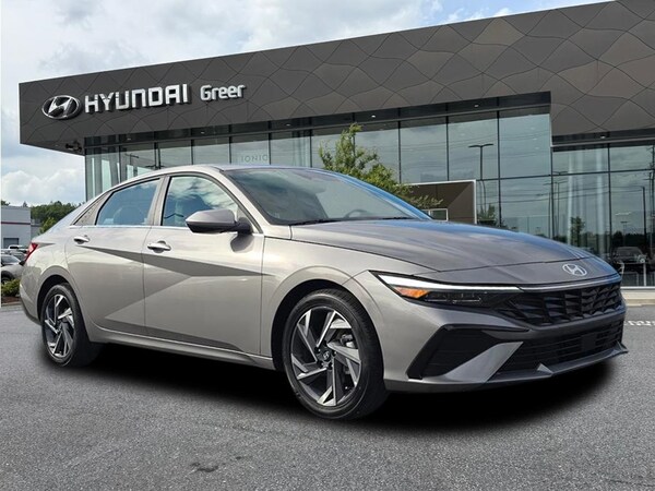 2024 Hyundai Elantra SEL Sedan