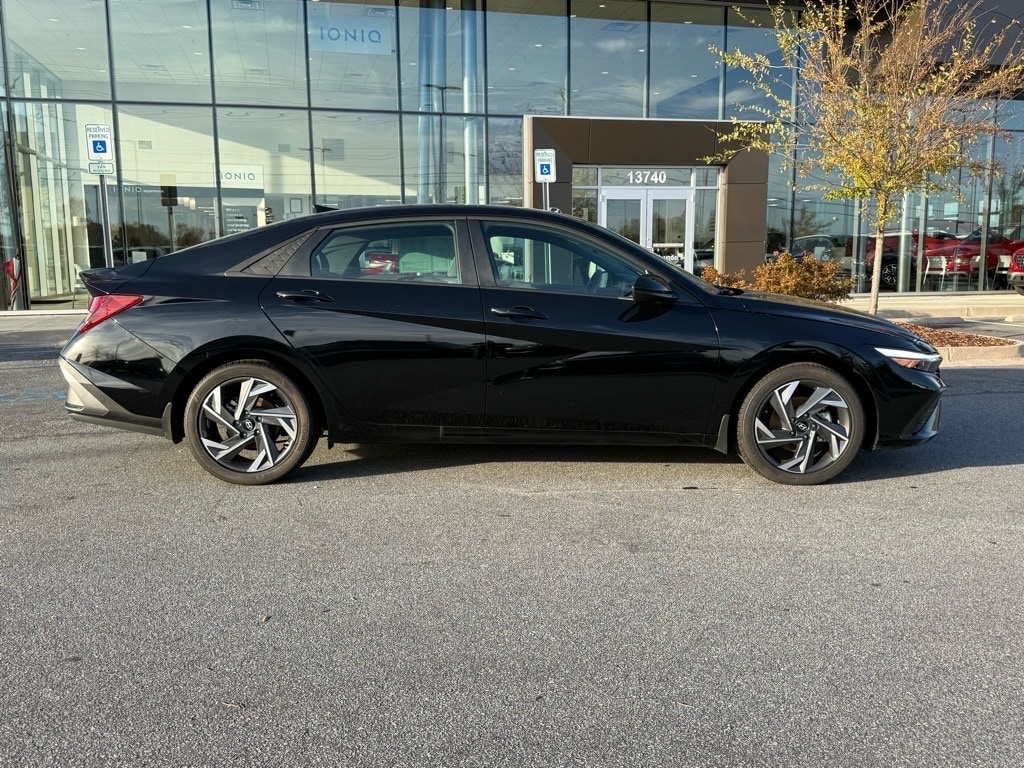 Certified 2025 Hyundai Elantra SEL Sport Sedan