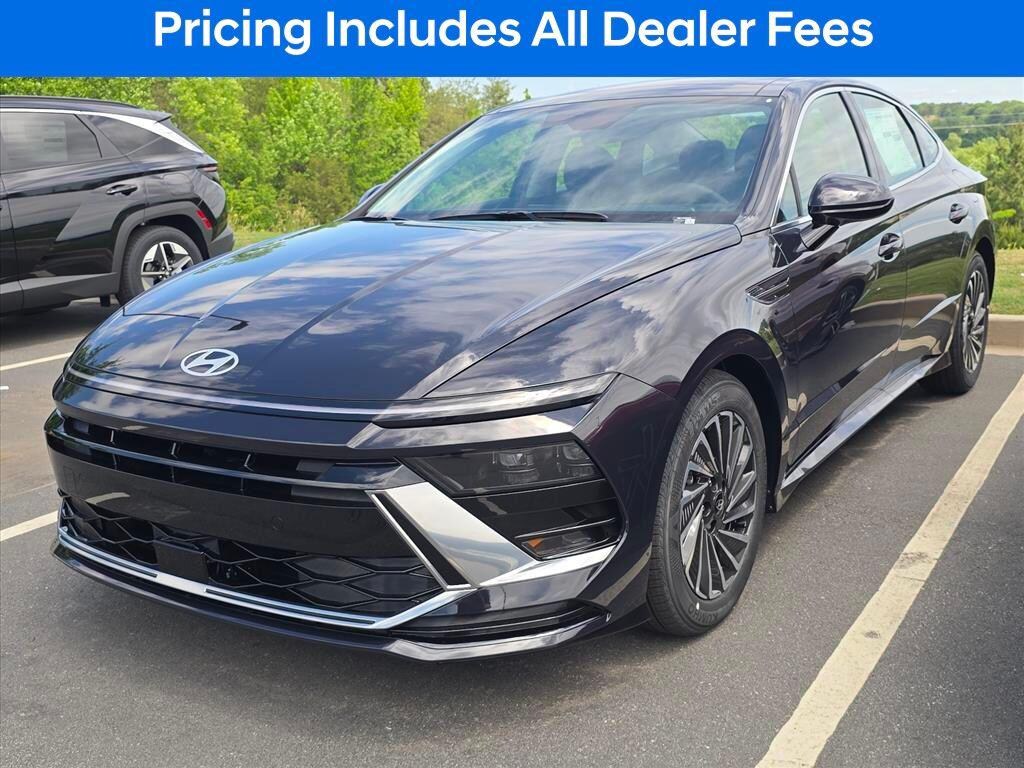 New 2026 Hyundai Sonata Hybrid SEL Sedan