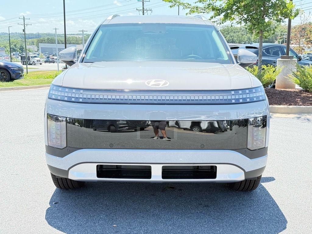 2026 Hyundai IONIQ 9 SE - Photo 8