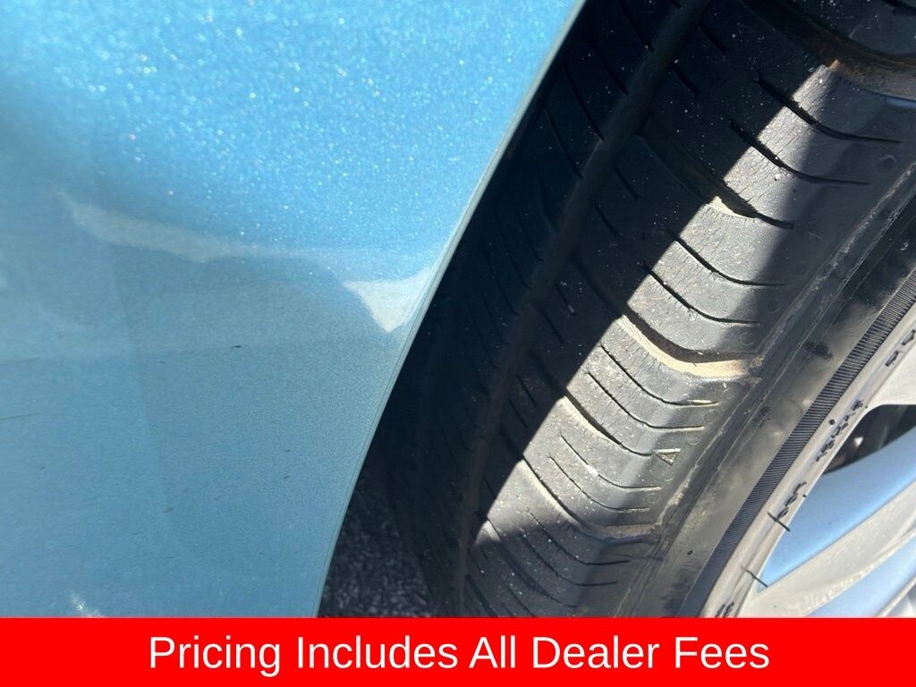 Used 2014 Nissan Versa Note SV Hatchback