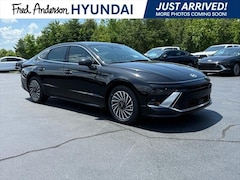 2025 Hyundai Sonata Hybrid SEL Sedan