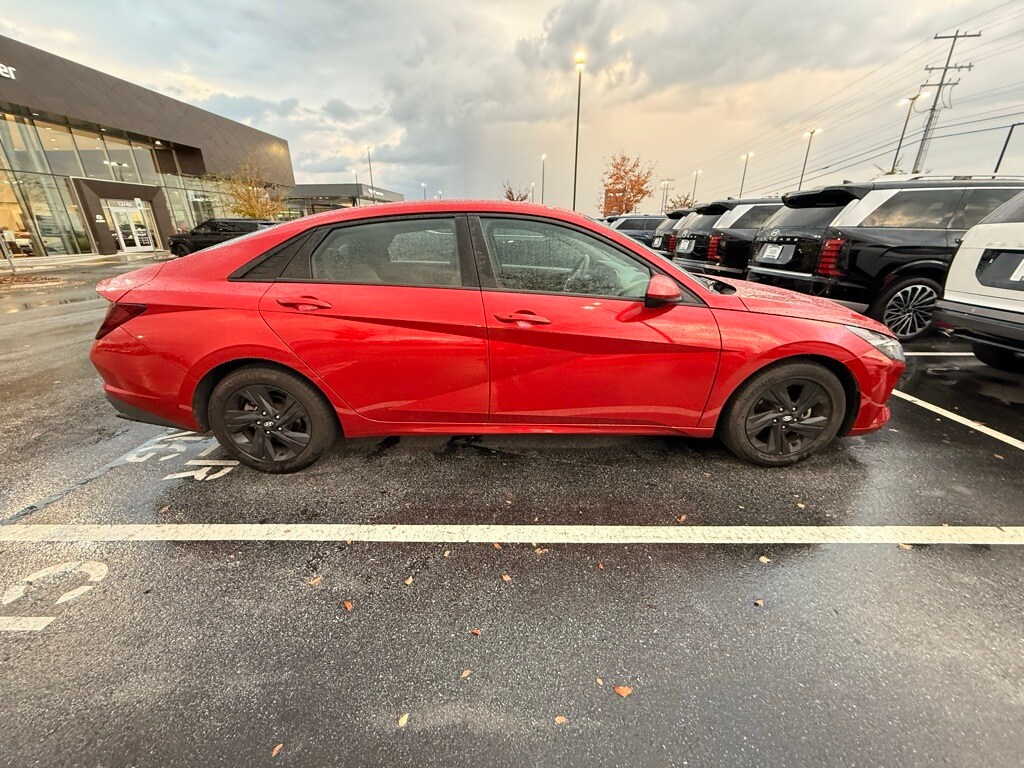 Used 2021 Hyundai Elantra SEL Sedan