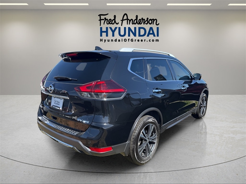 Used 2020 Nissan Rogue SV SUV