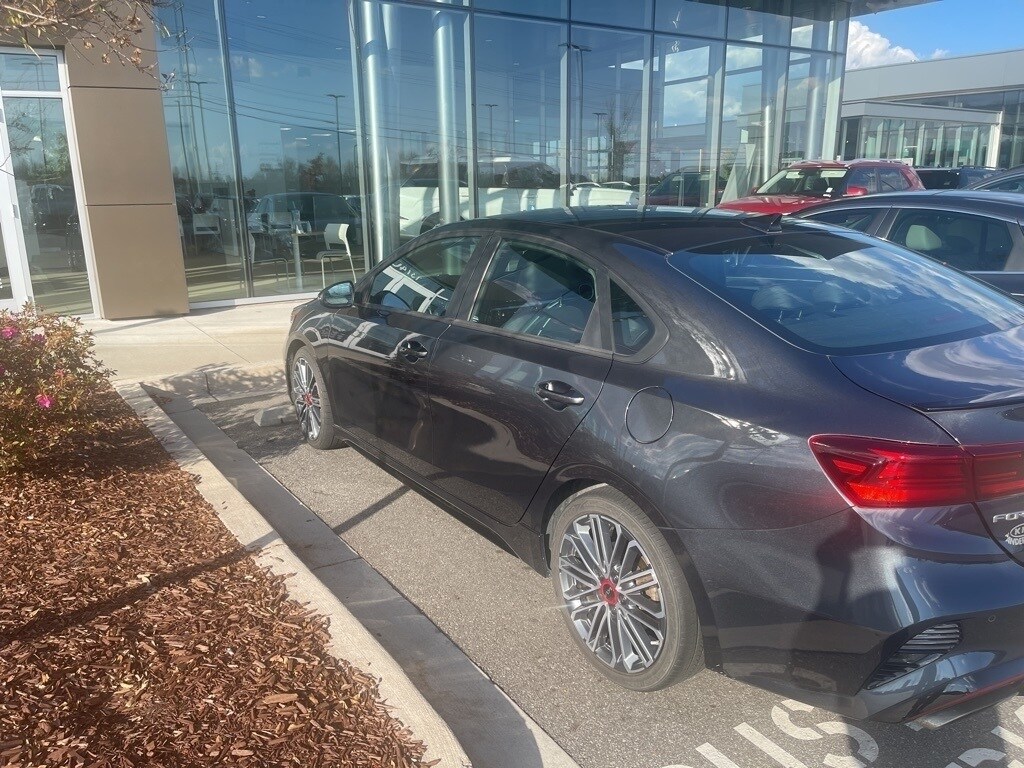 2022 Kia Forte GT photo 4