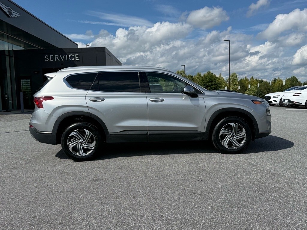 2023 Hyundai Santa Fe SEL photo 2
