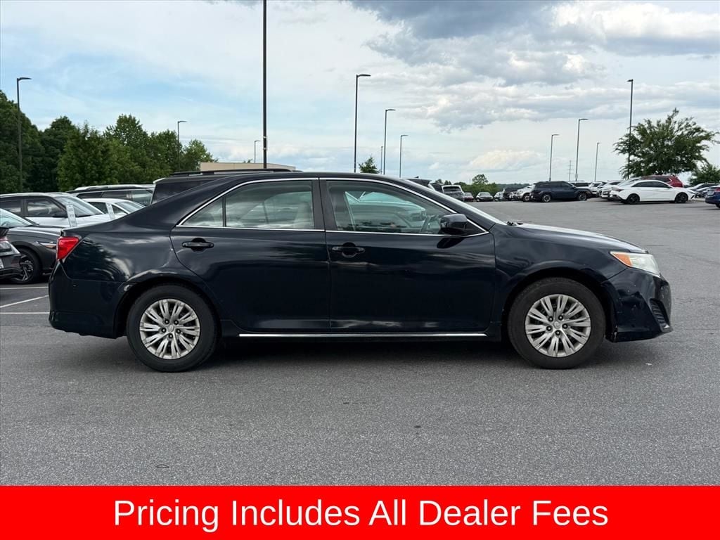 Used 2014 Toyota Camry LE with VIN 4T1BF1FKXEU453401 for sale in Greer, SC