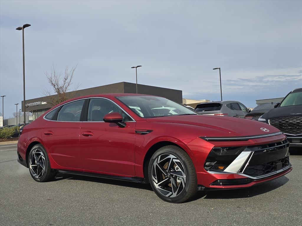 2026 Hyundai Sonata SEL's photo