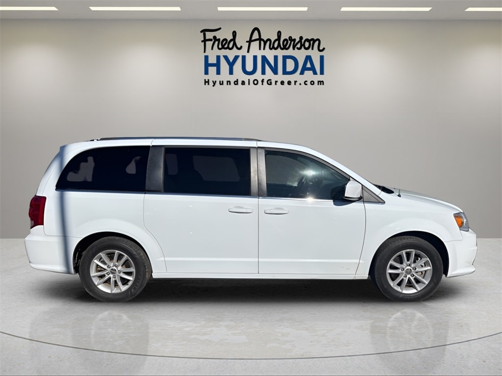 Used 2019 Dodge Grand Caravan SXT Minivan/Van