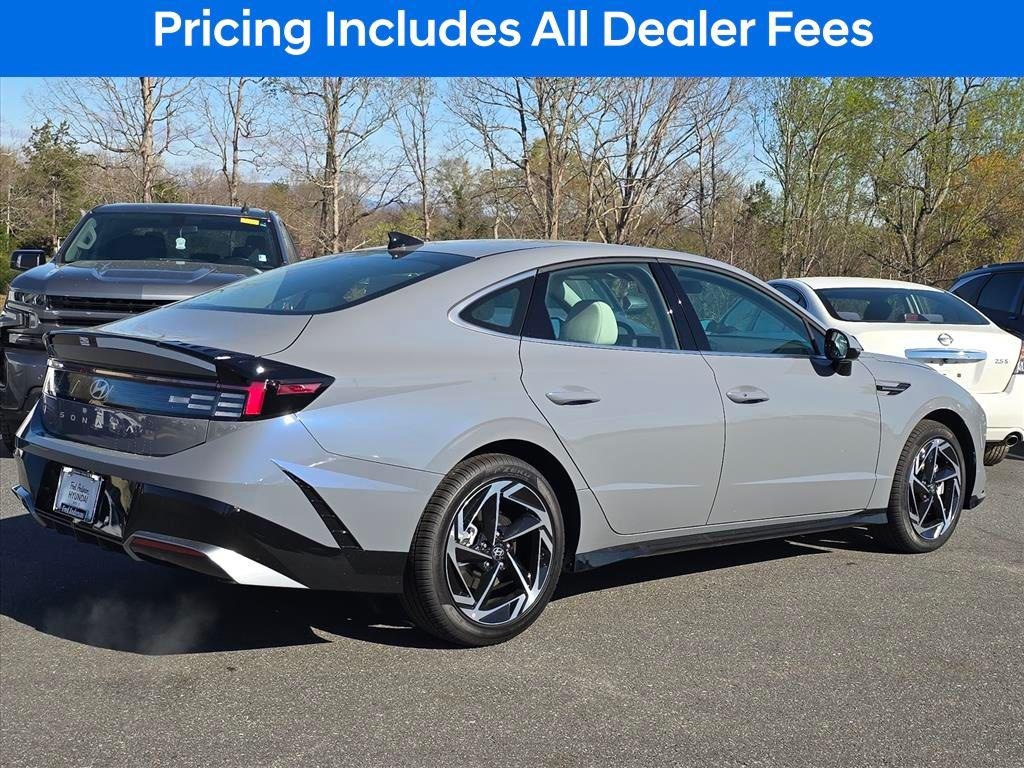 New 2026 Hyundai Sonata SEL Sport Sedan