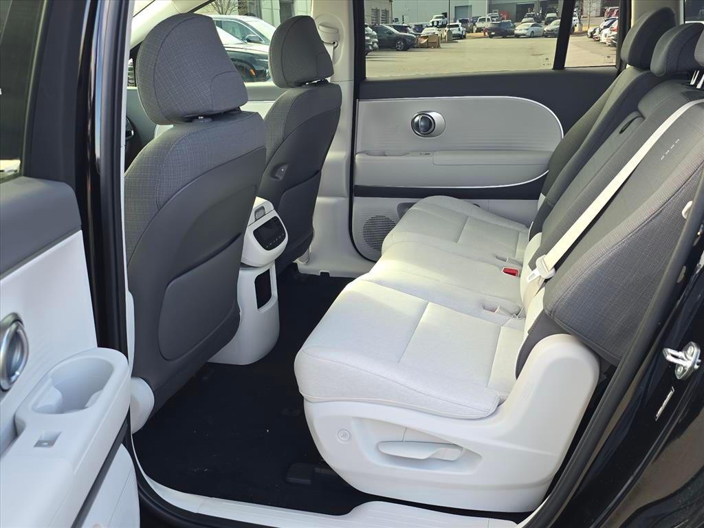 2026 Hyundai IONIQ 9 SE - Photo 10